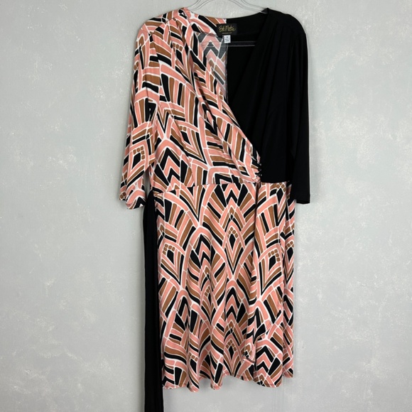 Bob Mackie plus size 1X faux wrap dress 3/4 sleeve stretch knit black geometric - Picture 10 of 14